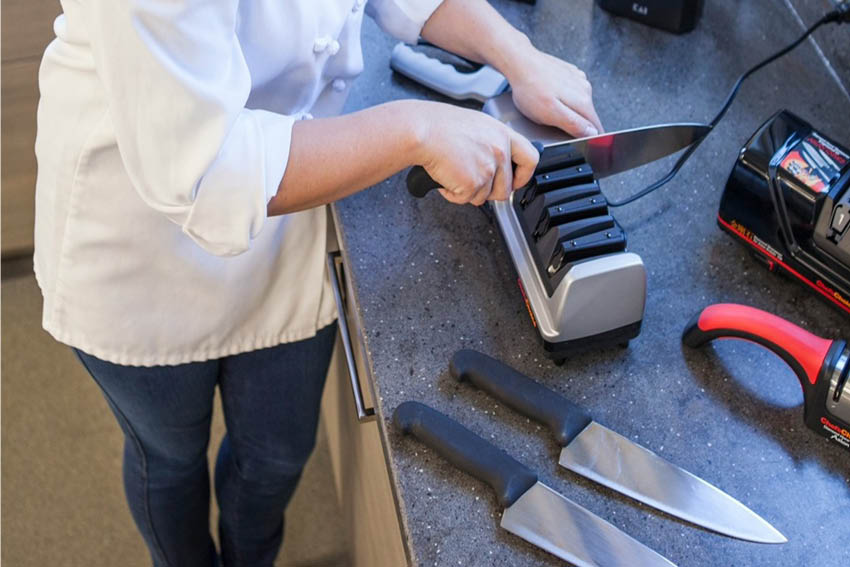 Can You Use an Electric Knife Sharpener on a Japanese Chef Knife